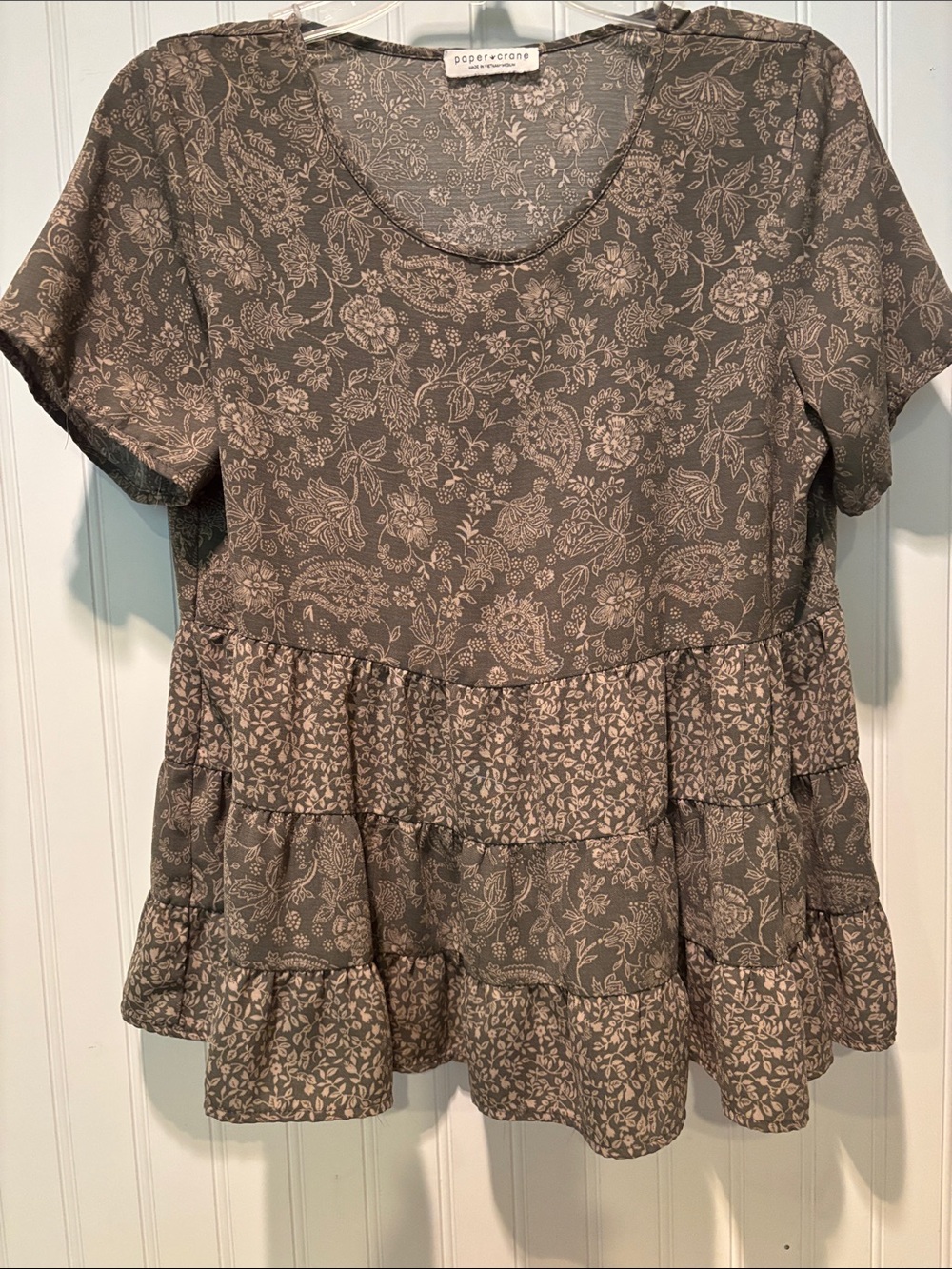 Paper Crane Tiered Babydoll Blouse Sz M